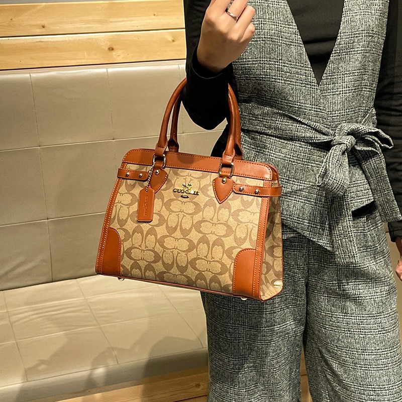 Classic Elegant Crossbody Bag  - Women Bags Premium Brands ulasan dan harga